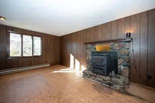 31 Cemetery St, Mendon, MA 01756 - Photo 11