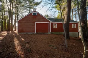 31 Cemetery St, Mendon, MA 01756 - Photo 31