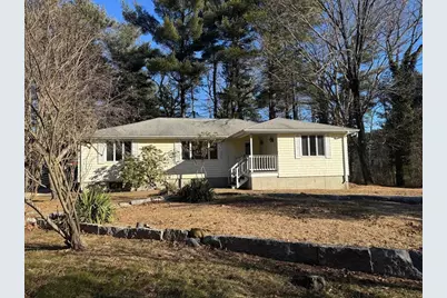 31 Cemetery St, Mendon, MA 01756 - Photo 3