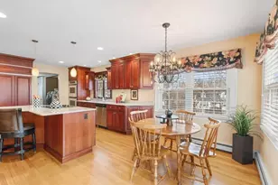 257 High St, Reading, MA 01867 - Photo 21