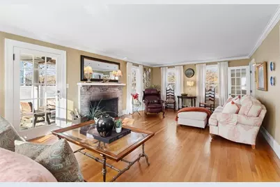 257 High Street, Reading, MA 01867 - Photo 7