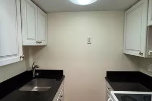 112 Pinckney St, Boston, MA 02114 - Photo 3