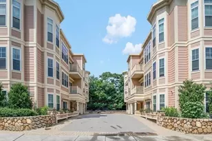 61 Bolton St, Cambridge, MA 02140 - Photo 17