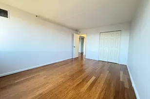 1731 Beacon St, Brookline, MA 02445 - Photo 5