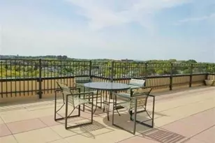 1731 Beacon St, Brookline, MA 02445 - Photo 19