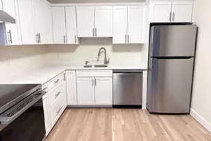 11 Cogswell Ave, Cambridge, MA 02140 - Photo 3