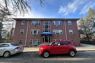 11 Cogswell Ave, Cambridge, MA 02140 - Photo 15