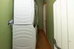 1025 Mechanic St, Leominster, MA 01453 - Photo 5