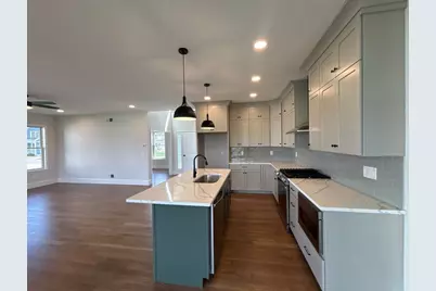 81 Pratt Avenue, Bridgewater, MA 02324 - Photo 5