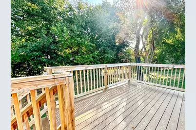 92 Woodcliff Rd, Brookline, MA 02467 - Photo 3