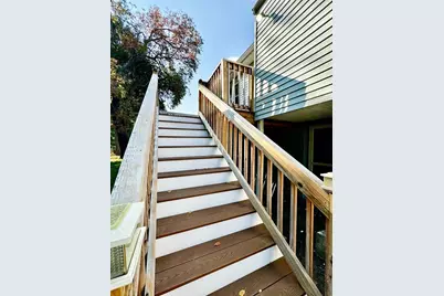 92 Woodcliff Rd, Brookline, MA 02467 - Photo 35