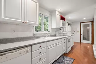 7 Victoria Ave, Rutland, MA 01543 - Photo 5