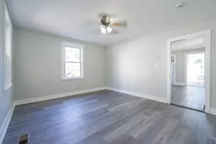 252 Somerset Ave, Taunton, MA 02780 - Photo 7