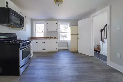 252 Somerset Avenue, Taunton, MA 02780 - Photo 9