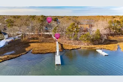 197 Monomoscoy Rd, Mashpee, MA 02649 - Photo 1