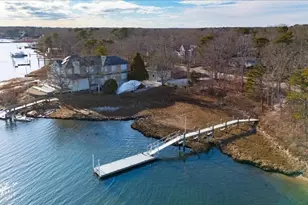 197 Monomoscoy Rd, Mashpee, MA 02649 - Photo 15
