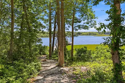197 Monomoscoy Rd, Mashpee, MA 02649 - Photo 27