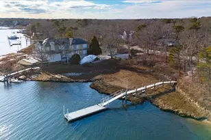 197 Monomoscoy Rd, Mashpee, MA 02649 - Photo 15