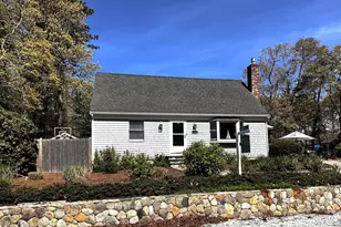 197 Monomoscoy Rd, Mashpee, MA 02649 - Photo 23