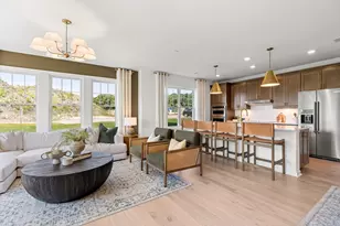 320 Martins Lndg, North Reading, MA 01864 - Photo 5