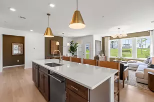 320 Martins Lndg, North Reading, MA 01864 - Photo 5