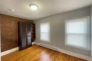 27 Wilcox St, Springfield, MA 01105 - Photo 7