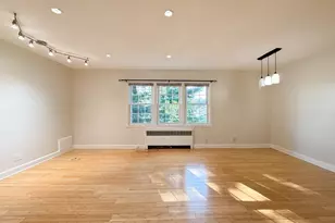 1 Dexter St, Malden, MA 02148 - Photo 5