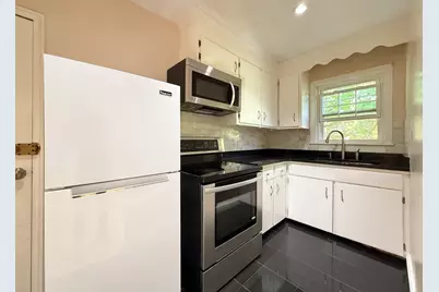 1 Dexter St #5, Malden, MA 02148 - Photo 7