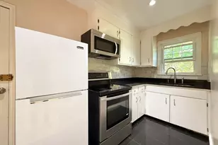 1 Dexter St, Malden, MA 02148 - Photo 7