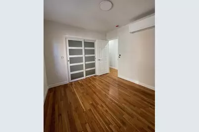 96 Walnut St #2, Brookline, MA 02445 - Photo 5