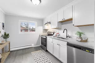 58 Bryon Rd, Boston, MA 02467 - Photo 3