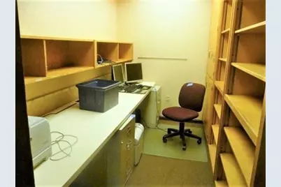 60 Brigham St, New Bedford, MA 02740 - Photo 11