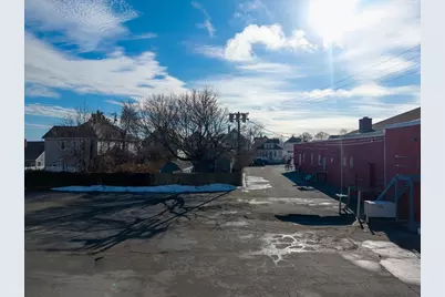 60 Brigham St, New Bedford, MA 02740 - Photo 15