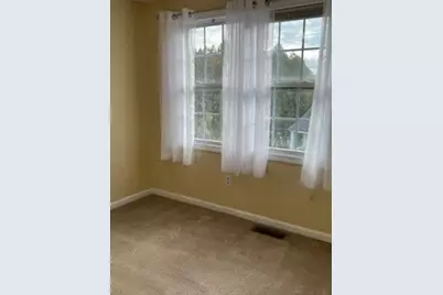 417 Hildreth St #3, Lowell, MA 01850 - Photo 7