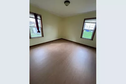 33 Nashua St #1S, Fall River, MA 02721 - Photo 3