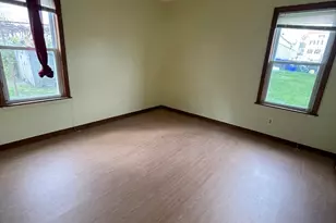 33 Nashua St, Fall River, MA 02721 - Photo 3