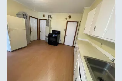 33 Nashua St #1S, Fall River, MA 02721 - Photo 5