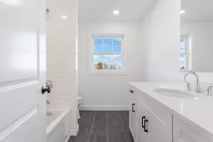 62 High St, Stoneham, MA 02180 - Photo 11