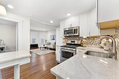 31 Wisconsin Ave #1, Somerville, MA 02145 - Photo 5