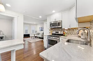 31 Wisconsin Ave, Somerville, MA 02145 - Photo 5