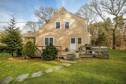 116 Franklin Ter, Tisbury, MA 02568 - Photo 27
