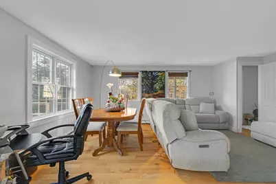 116 Franklin Ter, Tisbury, MA 02568 - Photo 5