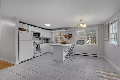 116 Franklin Ter, Tisbury, MA 02568 - Photo 7