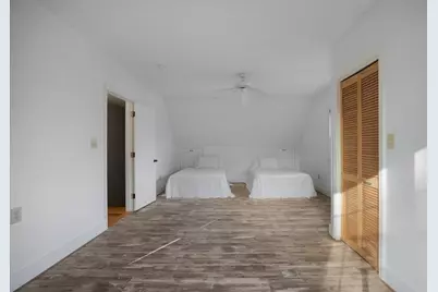 116 Franklin Ter, Tisbury, MA 02568 - Photo 17