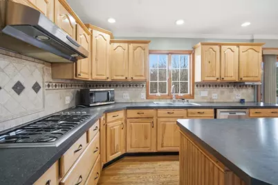 1070 Glendale Road, Wilbraham, MA 01095 - Photo 11