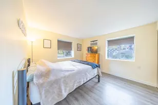 220 Essex St, Melrose, MA 02176 - Photo 23