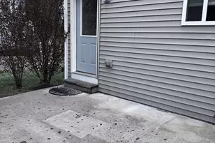 9 Columbia, Holyoke, MA 01040 - Photo 15