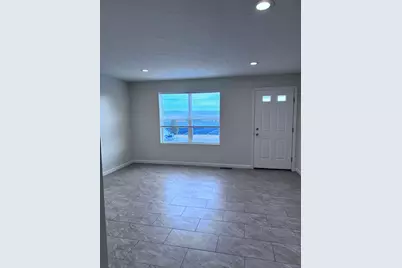 9 Columbia #1, Holyoke, MA 01040 - Photo 7