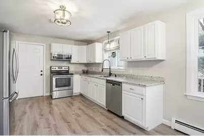 42 Catalpa Cir, Worcester, MA 01603 - Photo 5