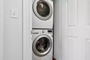 47 Roslin St, Boston, MA 02124 - Photo 21